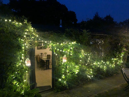 Evening Xmas Wreath Making Workshop & Woodfired Pizza, Pud & Prosecco!