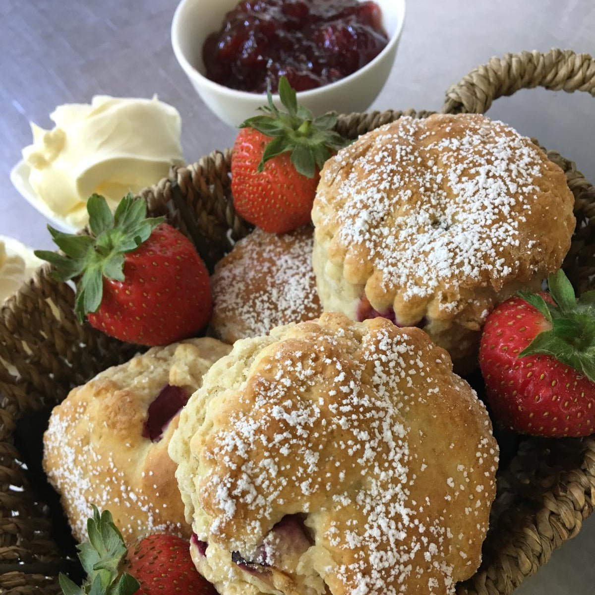 Christmas Wreath Making Workshop &  Festive Cream Tea with Prosecco