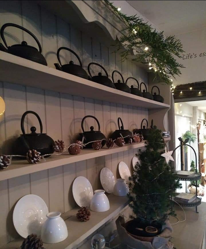 Christmas Wreath Making Workshop &  Festive Cream Tea with Prosecco