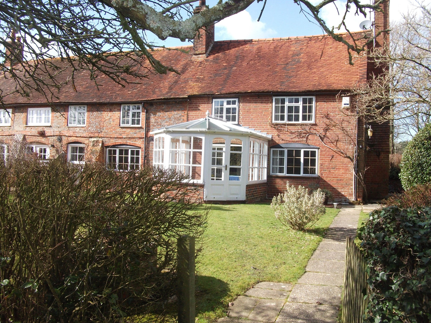 The Milkhouse (sleeps 2-4) **2 adults & 2 children under 12yrs**