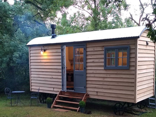 The Baker's Hut (sleeps 2)