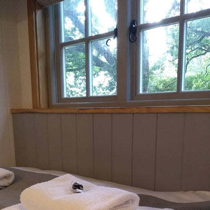 The Baker's Hut (sleeps 2)