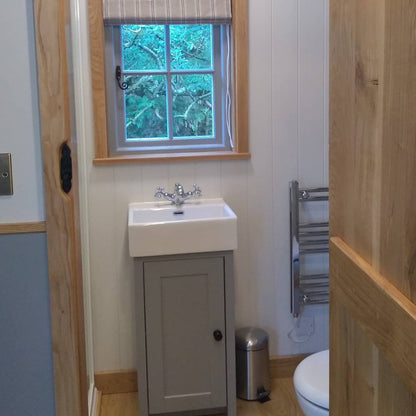 The Baker's Hut (sleeps 2)