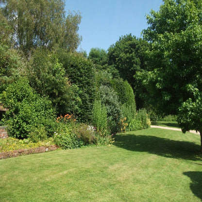 The Baker's Hut (sleeps 2)